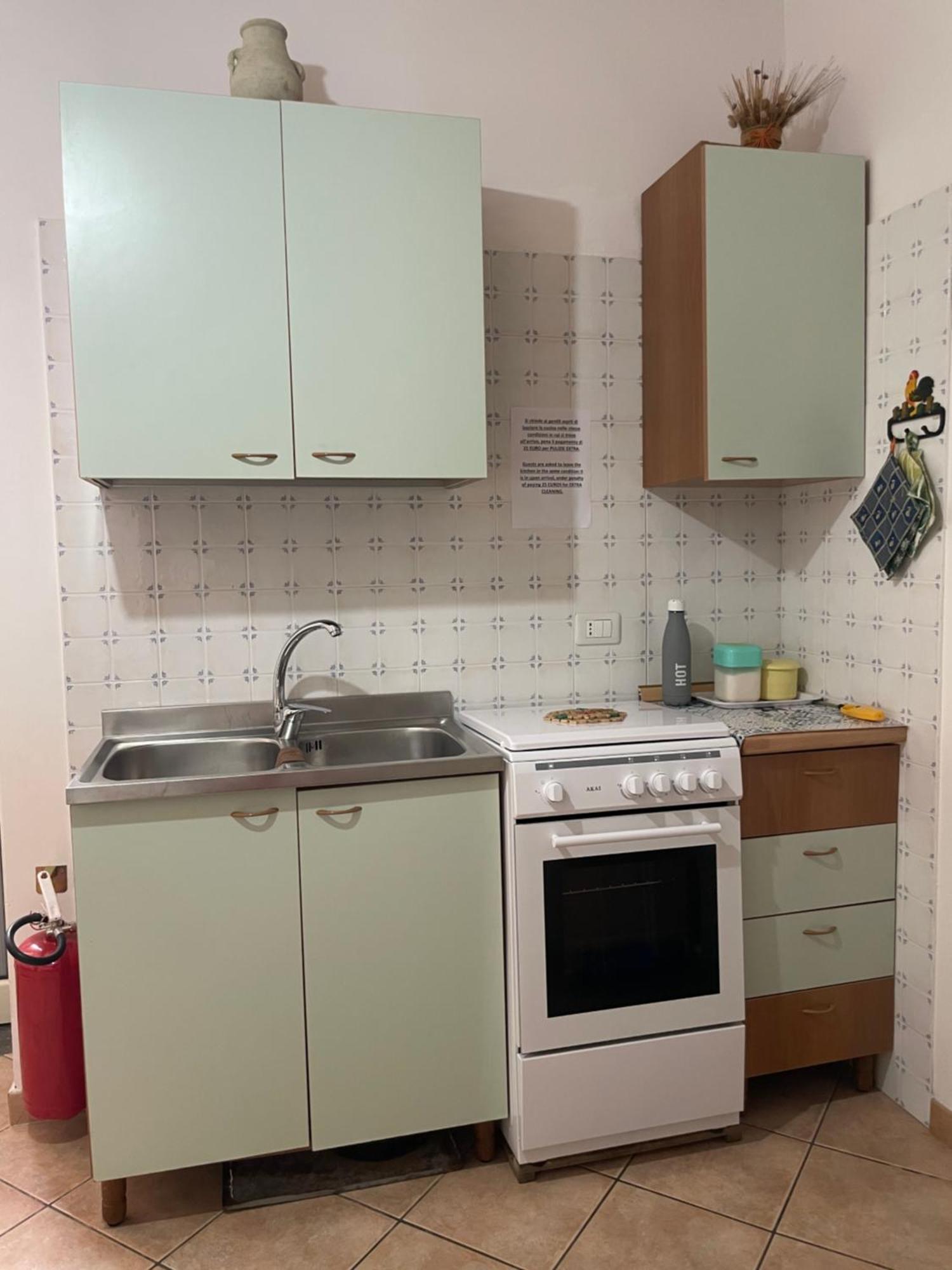 Appartamento Al Centro Di Ustica Isola di Ustica Extérieur photo